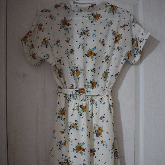 White Floral Dress - Picture 2 of 2